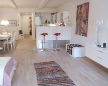 Nyhavn - Located In a Quiet Courtyard