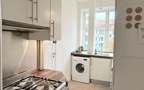 Østerbro - 4 People - 1br - Close To Nordhavn: Kitchen
