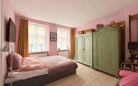 Center - Latiner Neighbourhood: Bedroom