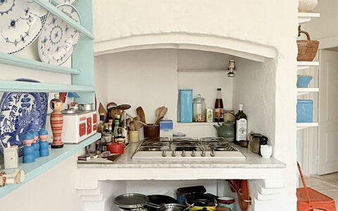 Center - Latiner Neighbourhood: Room Detail