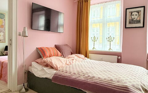 Center - Latiner Neighbourhood: Bedroom