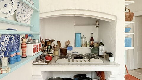 Center - Latiner Neighbourhood: Room Detail