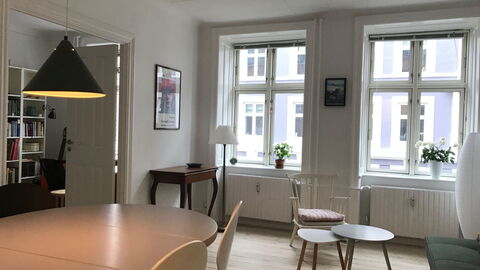 Vesterbro - 2 Bedrooms - Close Tivoli: Dining Room, Living Room