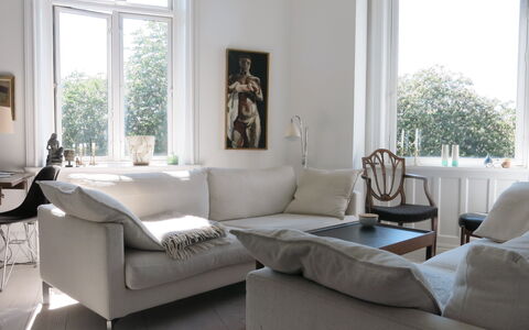 Copenhagen Lakes - 2 Bedrooms: Living Room