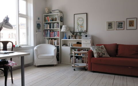 Østerbro - 1 Bedroom Apartment: Living Room