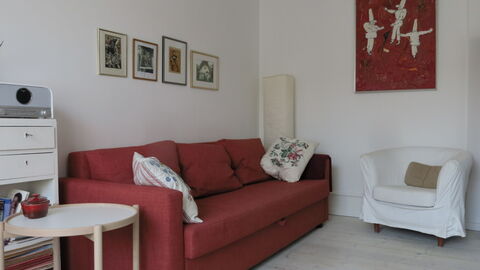 Østerbro - 1 Bedroom Apartment: Living Room