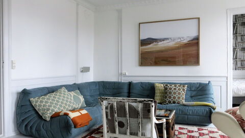 Center - Close To The Royal Palace: Living Room