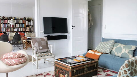 Center - Close To The Royal Palace: Living Room