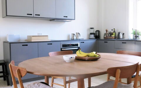 Frederiksberg - 3 Bedrooms - Space For 5: Dining Room, Kitchen