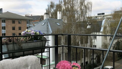 Frederiksberg - 3 Bedrooms - Space For 5: Balcony / Terrace / Patio