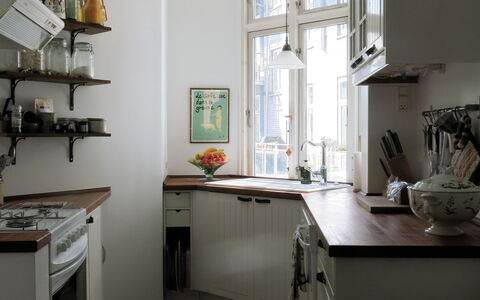 Østerbro - Perfect For Family - 2 Bedroom: Kitchen