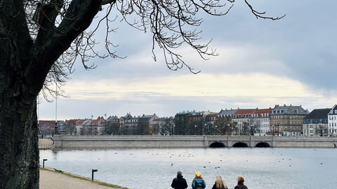 Cozy Area - Super Location - Balcony: Outdoor