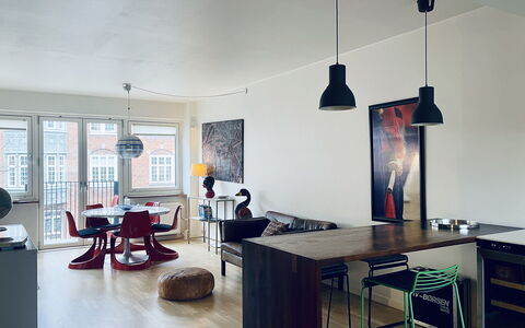 Adelgade - Close To The Royal Palace: Dining Room, Living Room