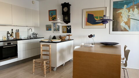 Superview - Sydhavnen -2 Bedrooms - 2 People: Dining Room, Kitchen, Living Room