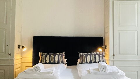 Center-inner City-2 Bedrooms-close To Everything