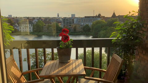 Vesterbro - Center -lakes - 2 Bedrooms: Balcony / Terrace / Patio, Outdoor