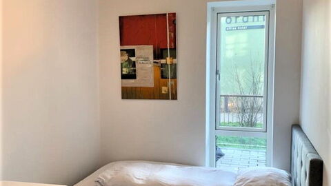 2 Bedrooms - 5 People - Close To Metro: Bedroom