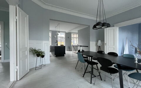 Frederiksberg - 3 Bedrooms - 2 Bathrooms - 5 Peopl: Dining Room, Kitchen