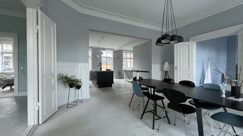 Frederiksberg - 3 Bedrooms - 2 Bathrooms - 5 Peopl: Dining Room, Kitchen