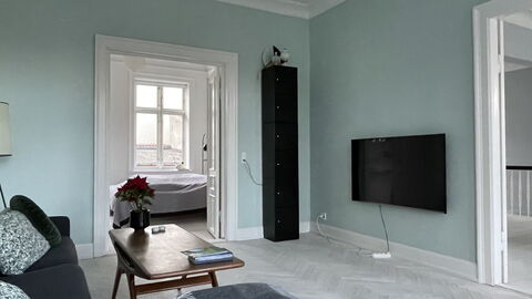 Frederiksberg - 3 Bedrooms - 2 Bathrooms - 5 Peopl: Living Room