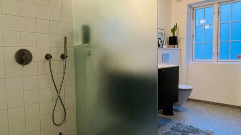 Frederiksberg - 3 Bedrooms - 2 Bathrooms - 5 Peopl: Bathroom