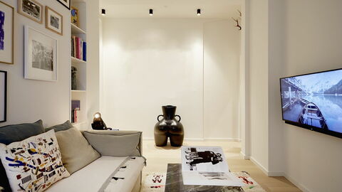 Close To Tivoli - Center: Living Room