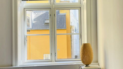 Super Central - Inner City - 6 Bedrooms: Bedroom