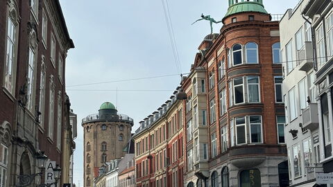 Super Central - Inner City - 6 Bedrooms: Outdoor