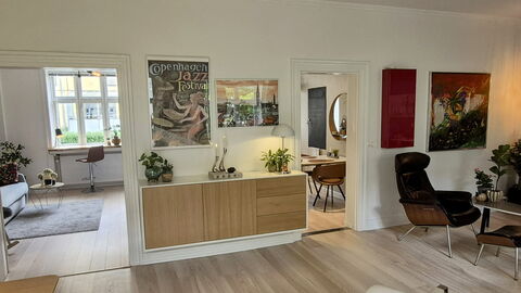 Close To Tivoli - 2 Bedrooms: Dining Room, Living Room