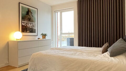 2 Bedrooms - 4 People - Free Parking: Bedroom