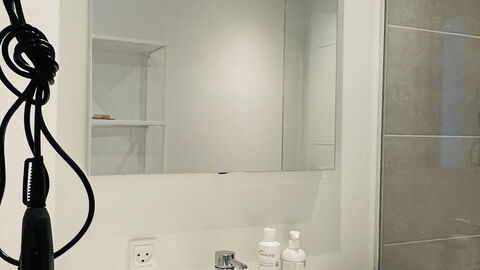 1 Br-2 People -super View Balcony- Parking: Bathroom