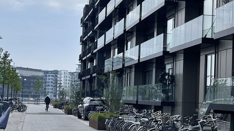 1 Br-2 People -super View Balcony- Parking: Building Exterior, Outdoor