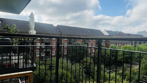Perfect Place - 3 People - 2 Br: Balcony / Terrace / Patio, Outdoor