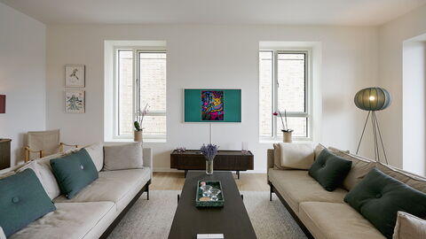 Exclusive- Center - 2br 2 Bath - Nyhavn - Min. 30 Days: Dining Room, Kitchen, Living Room