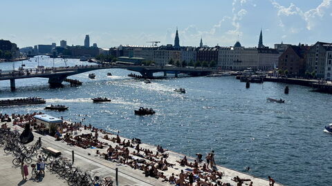 Exclusive- Center - 2br 2 Bath - Nyhavn - Min. 30 Days: Outdoor