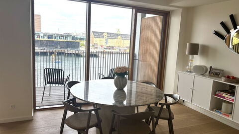 Exclusive- Center - 2br 2 Bath - Nyhavn - Min. 30 Days: Dining Room, Kitchen, Living Room