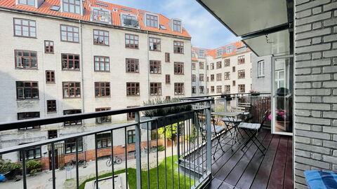 Østerbro - 2 Br - 4 People - Close To Metro: Balcony / Terrace / Patio, Building Exterior, Outdoor