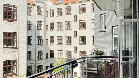 Østerbro - 2 Br - 4 People - Close To Metro: Balcony / Terrace / Patio, Building Exterior, Outdoor