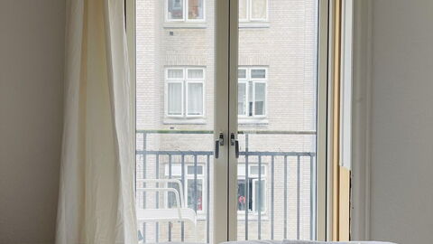 Amagerbro - 1 Br - 2 People - Close To Metro: Balcony / Terrace / Patio, Bedroom