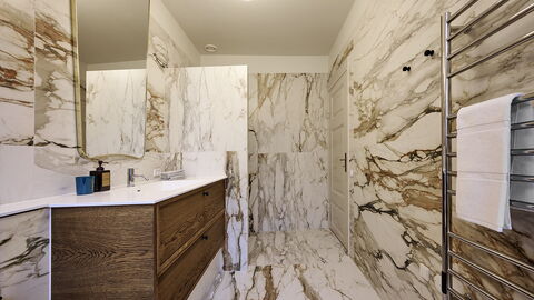 Center - Kings Garden - 5 People - Luxury - 3br