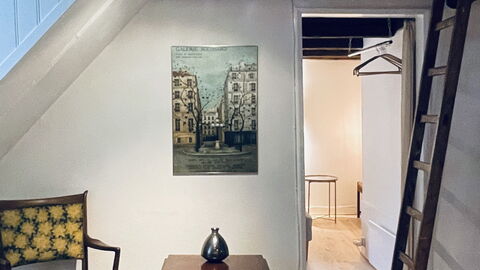 Absolute Center - 1 Br - 2 People - Inner City: Living Room