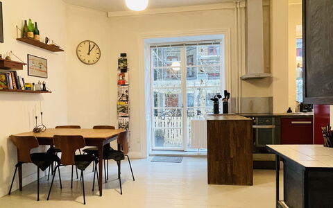 Østerbro - 2 Bathrooms - 3 Br - 5 People: Dining Room