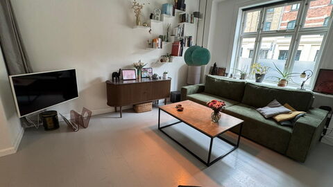 Østerbro - 2 Bathrooms - 3 Br - 5 People: Living Room
