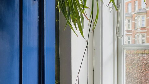 4 People - Super Location: Room Detail