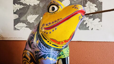 4 People - Super Location: Room Detail