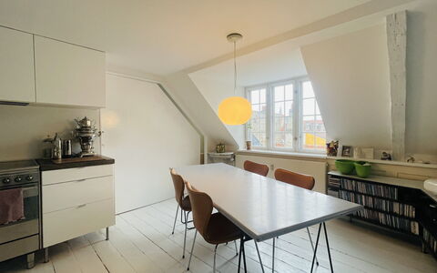 Christianshavn - 2 Br- 4 People - Stylish: Dining Room, Kitchen
