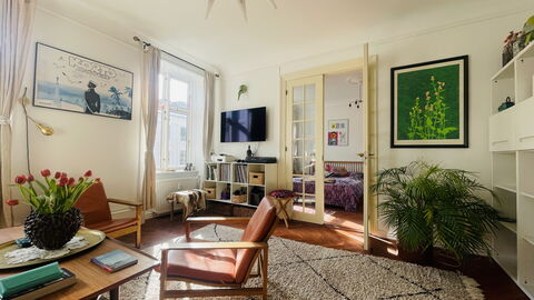 Center - 2 Br - 4 People - Close To The Lakes - Me