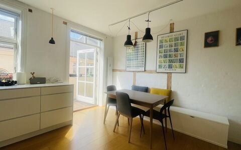 Gammel Kongevej - Family With Children - Tivoli: Dining Room, Kitchen