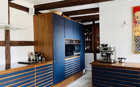 Ultimate Location - Private Roof Terrace - 2 Bedrooms - 4 People: Kitchen