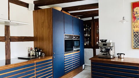 Ultimate Location - Private Roof Terrace - 2 Bedrooms - 4 People: Kitchen